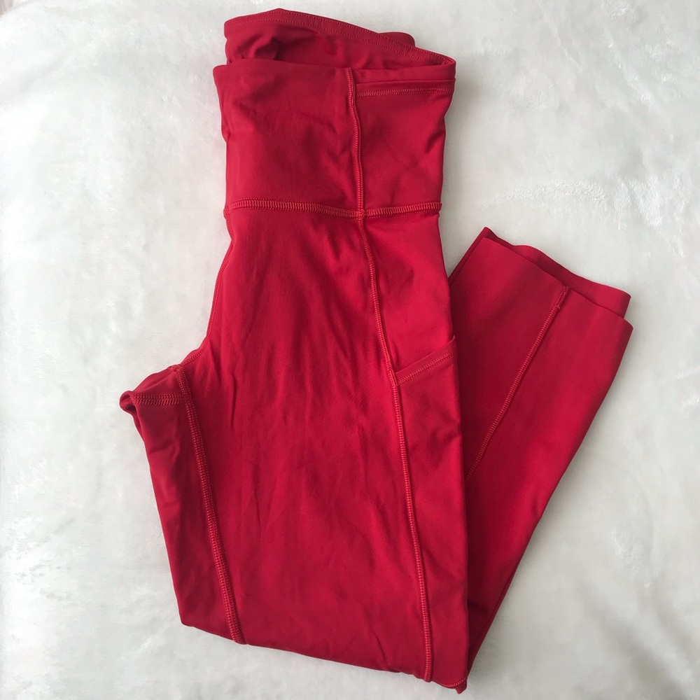 Lululemon Fast and Free 19 Crops - Dark Red, 4